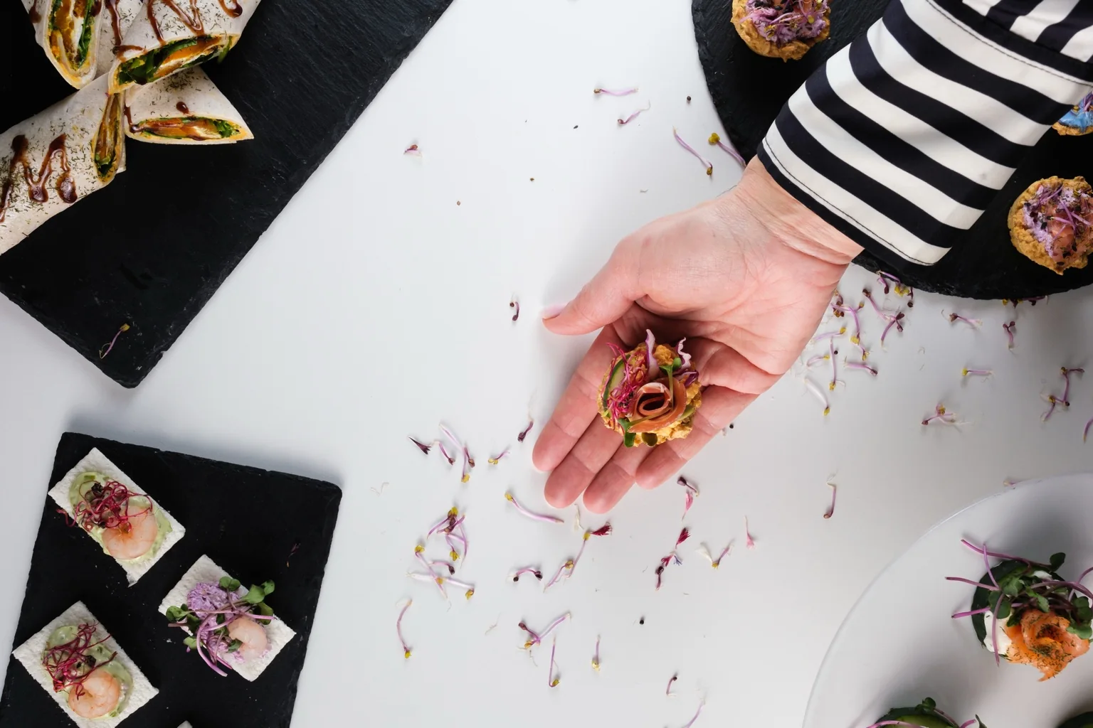 KATA catering – slani zalogaj u ruci